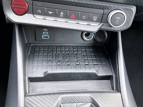 Used 2024 Ford Mustang Premium image 15