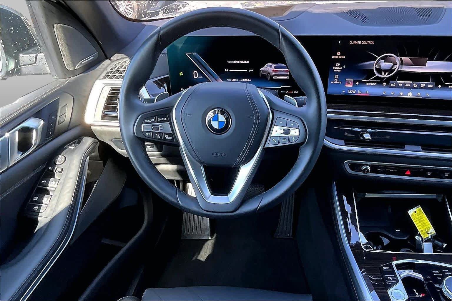 Used 2025 BMW X5 sDrive40i w/ Premium Package RWD image 6