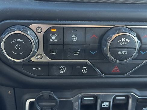 Certified 2021 Jeep Wrangler Unlimited Islander image 35