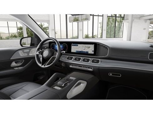New 2026 Mercedes-Benz GLS 450 4MATIC image 6