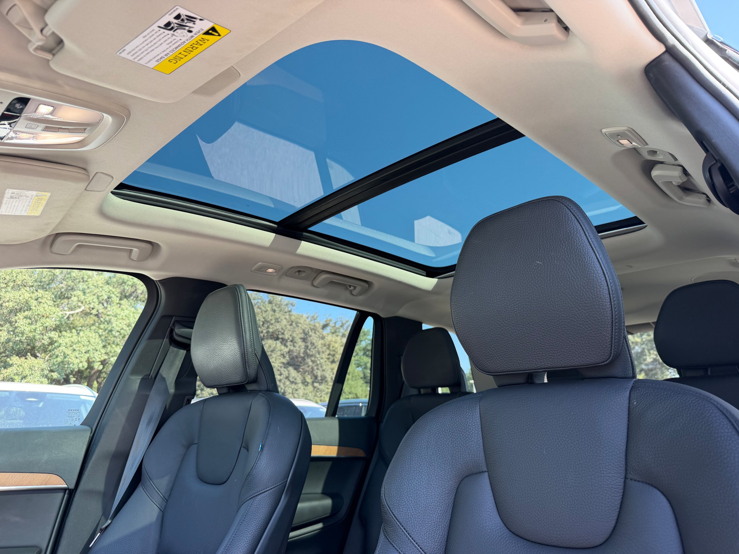 Certified 2024 Volvo XC90 T8 Plus w/ Protection Package Premier AWD/4WD image 26
