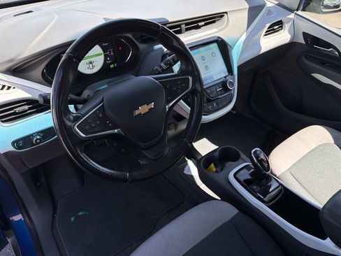 Used 2021 Chevrolet Bolt LT FWD image 7