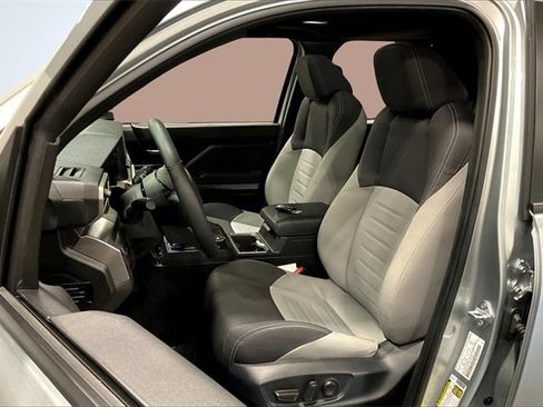 Used 2025 Toyota Tacoma TRD Off-Road w/ TRD Off Road Upgrade Package image 26