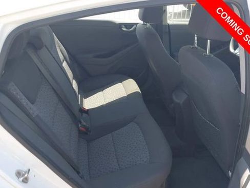 Used 2018 Hyundai Ioniq Blue FWD image 7