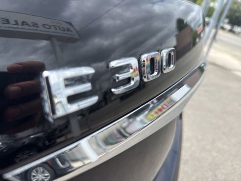 Used 2017 Mercedes-Benz E 300 w/ Premium 1 Package image 5