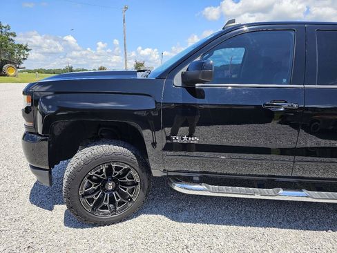Used 2018 Chevrolet Silverado 1500 LT w/ Texas Edition AWD/4WD image 5