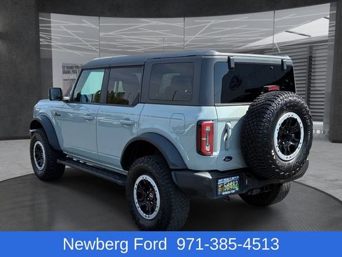 Used 2022 Ford Bronco Outer Banks w/ Sasquatch Package AWD/4WD image 7