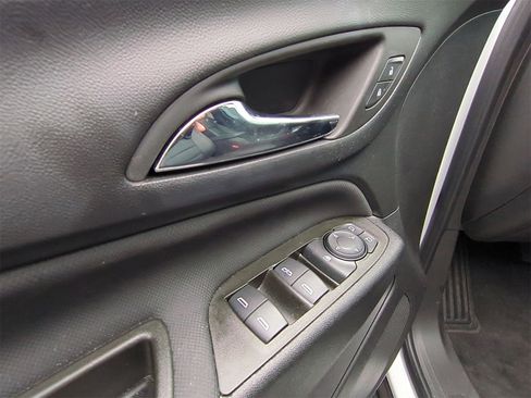 Certified 2023 Chevrolet Equinox RS w/ RS Leather Package image 13