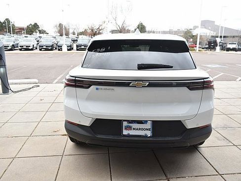 New 2026 Chevrolet Equinox EV LT image 5