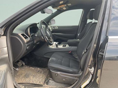 Used 2015 Jeep Grand Cherokee Laredo w/ Quick Order Package 23E AWD/4WD image 8