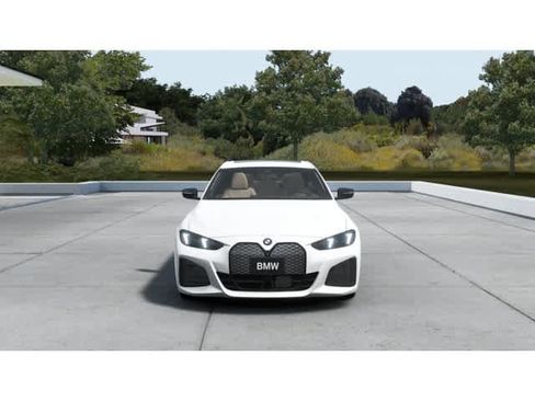 New 2025 BMW i4 eDrive40 w/ M Sport Package image 3