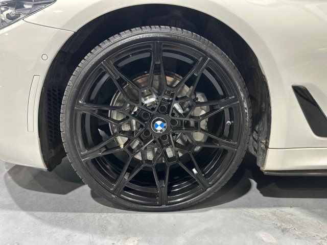 Used 2018 BMW 540i RWD image 7