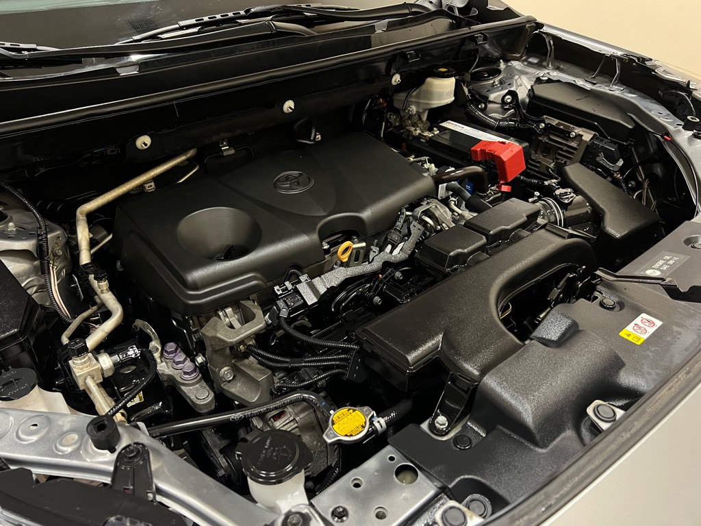 Used 2019 Toyota RAV4 LE FWD image 35