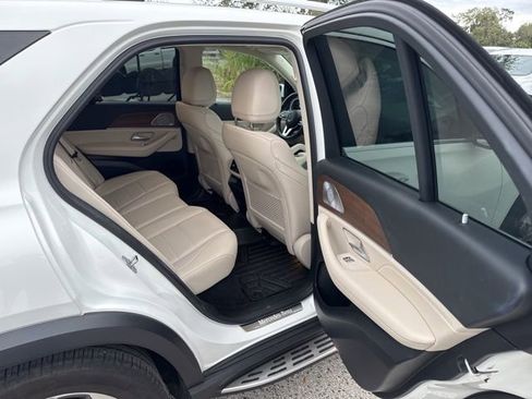 Used 2021 Mercedes-Benz GLE 350 4MATIC image 9