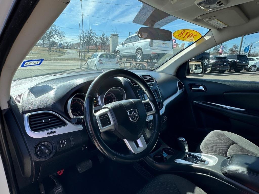 Used 2018 Dodge Journey SXT w/ Premium Group FWD image 7