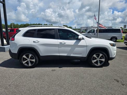 Used 2020 Jeep Cherokee Limited AWD/4WD image 6