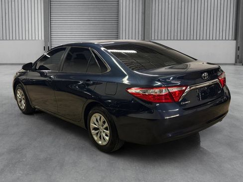 Used 2017 Toyota Camry LE FWD image 32