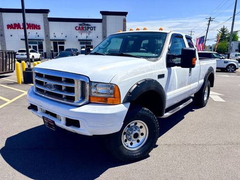 Used 2003 Ford F250 XLT AWD/4WD image 1