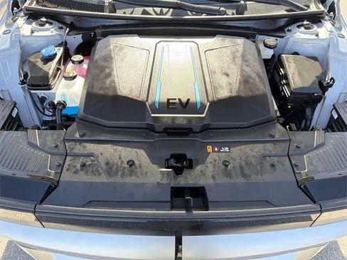 Certified 2024 Hyundai Ioniq 5 SEL image 17