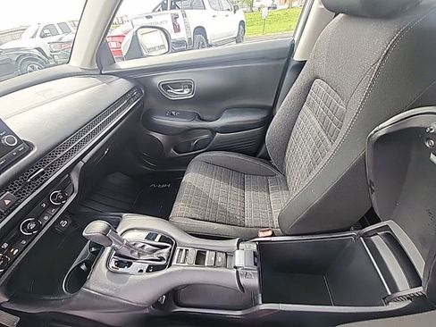 Used 2023 Honda HR-V LX image 23