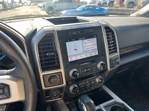 Used 2019 Ford F150 Lariat w/ Equipment Group 502A Luxury image 16