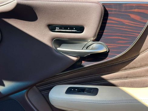 Used 2018 Lexus LS 500 AWD w/ Interior Upgrade Package image 29