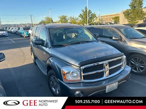 Used 2005 Dodge Durango Limited w/ Trailer Tow Group RWD image 1