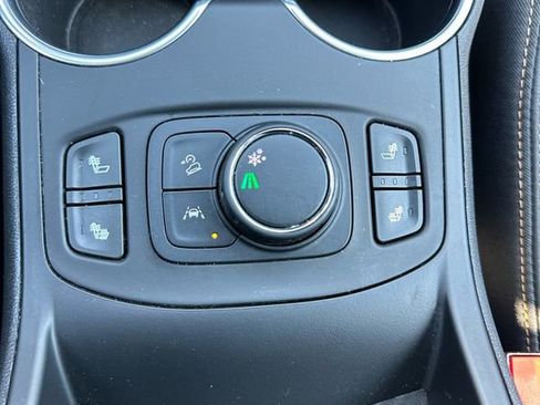 Used 2020 GMC Terrain SLT w/ Preferred Package FWD image 16