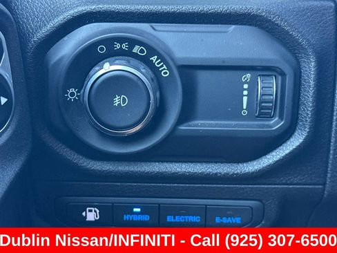Used 2024 Jeep Wrangler Unlimited AWD/4WD image 44
