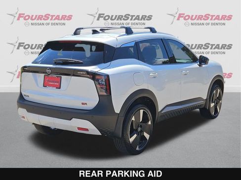 New 2026 Nissan Kicks SR w/ SR Premium Package FWD image 4