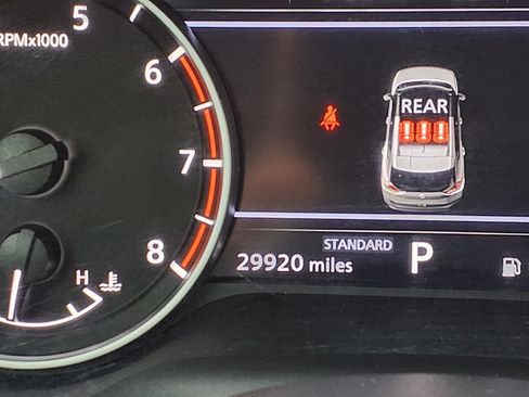 Used 2023 Nissan Rogue SV FWD image 31