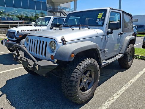 Used 2012 Jeep Wrangler Sport AWD/4WD image 2