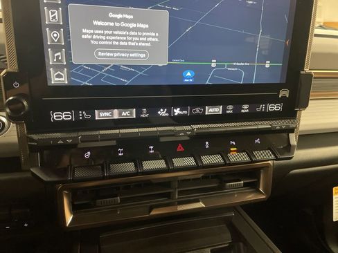 New 2025 GMC Hummer EV 3X w/ Extreme Off-Road Package image 24