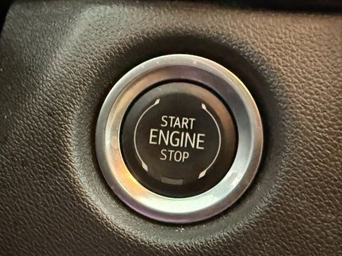 Used 2024 Chevrolet Colorado Trail Boss w/ Advanced Trailering Package image 15