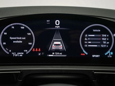 Certified 2025 Porsche Cayenne image 27