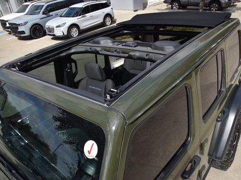 Used 2022 Jeep Wrangler Unlimited Rubicon 4xe w/ Cold Weather Group image 36