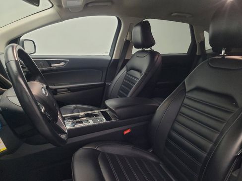 Used 2023 Ford Edge SEL image 17