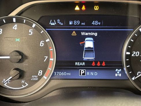 Used 2021 Nissan Titan SV w/ Accessory Utility Package image 36