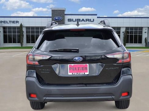 Used 2024 Subaru Outback Onyx Edition AWD/4WD image 8