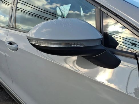 Used 2022 Volkswagen GTI Autobahn image 10