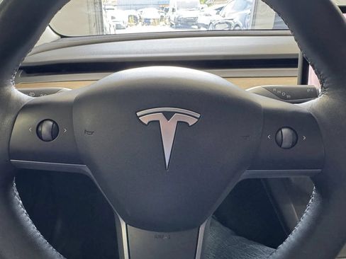 Used 2023 Tesla Model 3 Standard Range RWD image 23