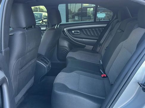 Used 2015 Ford Taurus SEL image 12