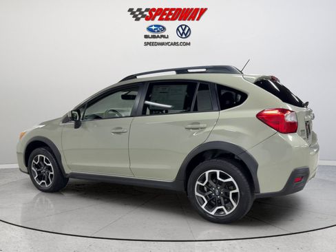 Used 2017 Subaru Crosstrek 2.0i Premium AWD/4WD image 9
