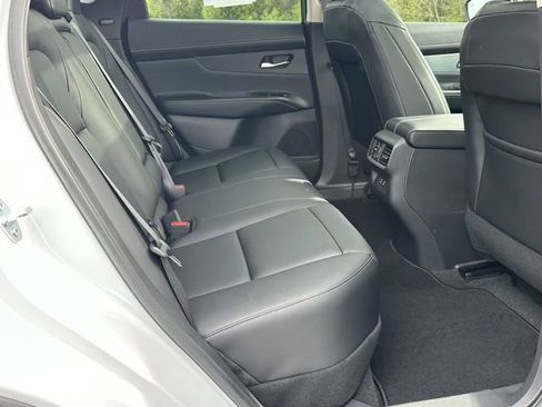Certified 2025 Nissan Murano SL AWD/4WD image 16