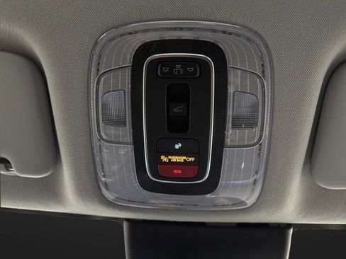 Used 2024 Hyundai Elantra Limited image 26