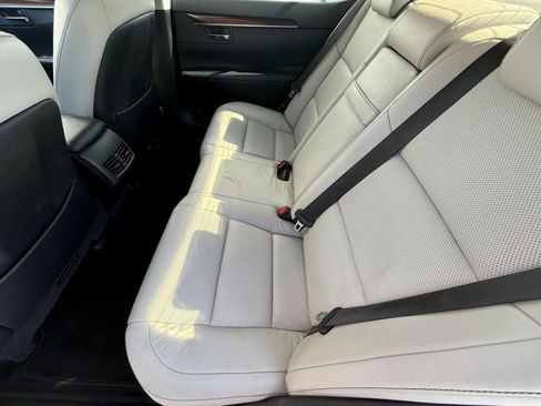 Used 2013 Lexus ES 350 w/ Luxury Pkg image 30