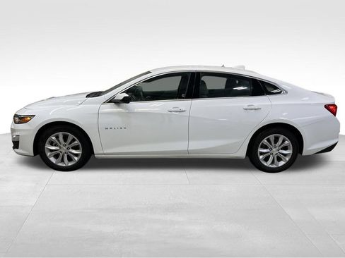 Used 2024 Chevrolet Malibu LT FWD image 2