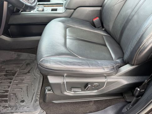 Used 2020 Ford Expedition Platinum RWD image 13