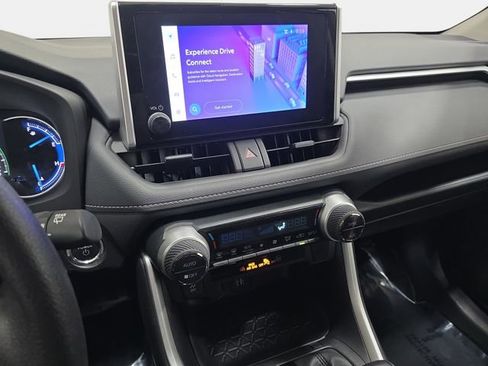 Certified 2025 Toyota RAV4 XLE image 17