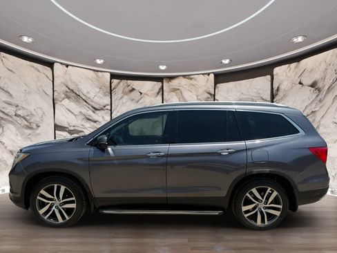Used 2016 Honda Pilot Elite image 3